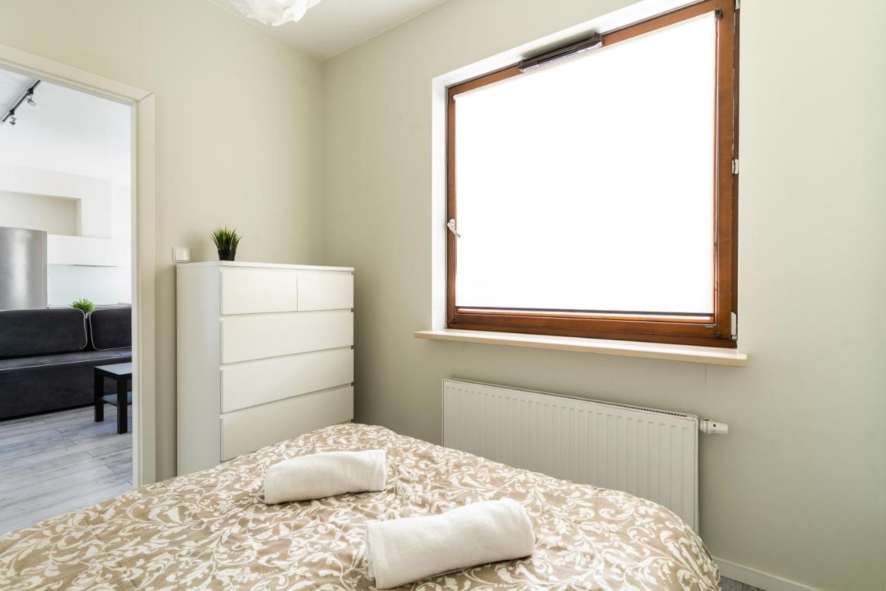 Golden Apartments - City Center - Gieldowa Варшава Экстерьер фото